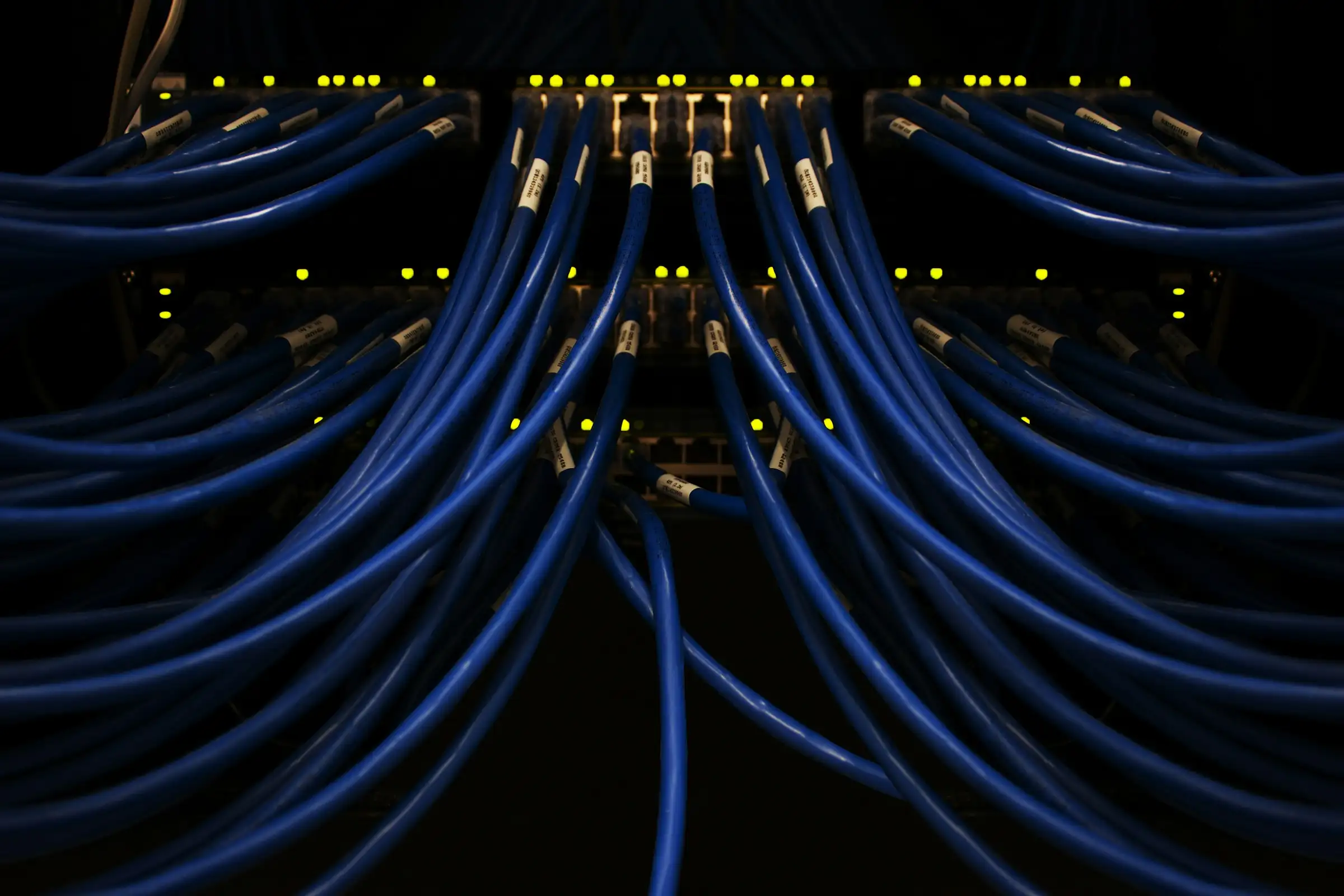 Le autostrade invisibili dell’AI